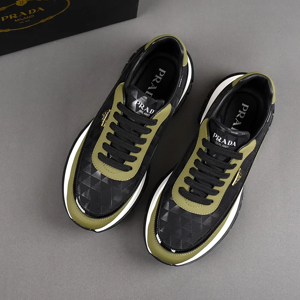 PP440👟👟👟[PRADA-Prada] boutique series. The upper is made of first-layer cowhide, sheepskin lining, and an ultra-light soft elastic PU outsole. Men's size 38-44 (45 custom-made) (just choose according to your usual wearing size).